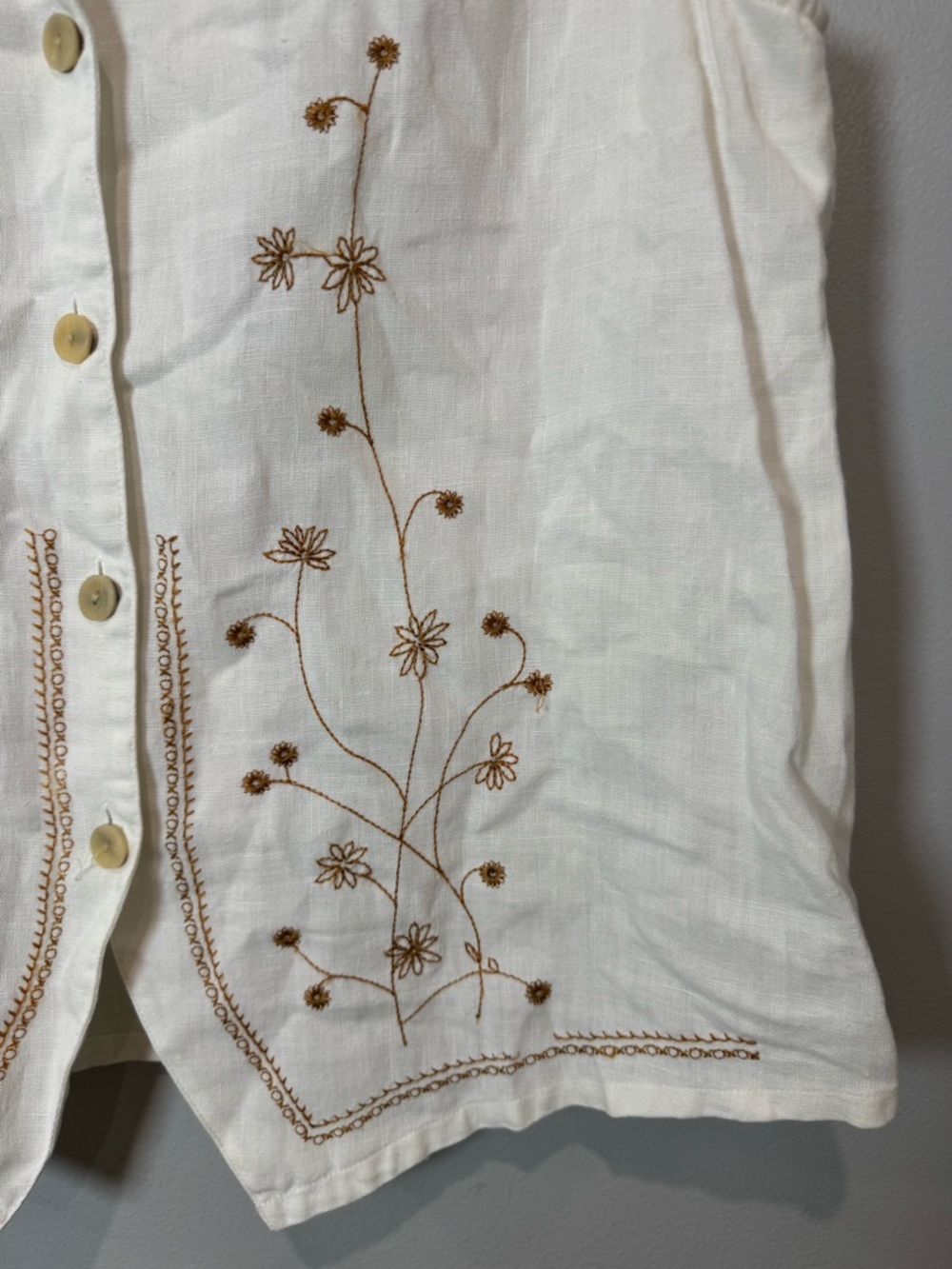 ESSENTIALS JP Vintage Linen Vest White Embroidered Floral Boho Top M - Picture 4 of 11